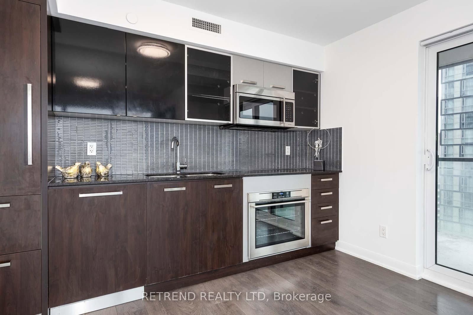 5168 yonge Street, Unit 1209 thumbnail 12