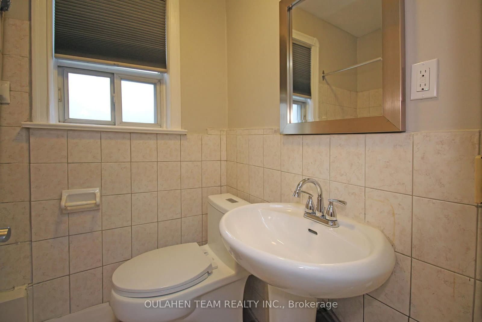 38 Finch Avenue W thumbnail 13