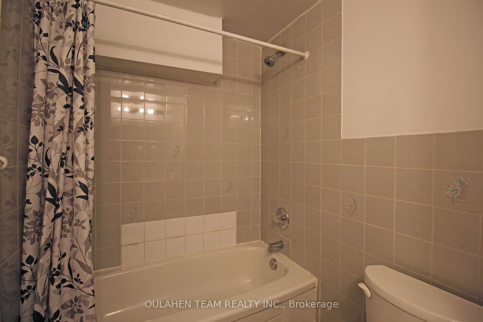 38 Finch Avenue W thumbnail 22