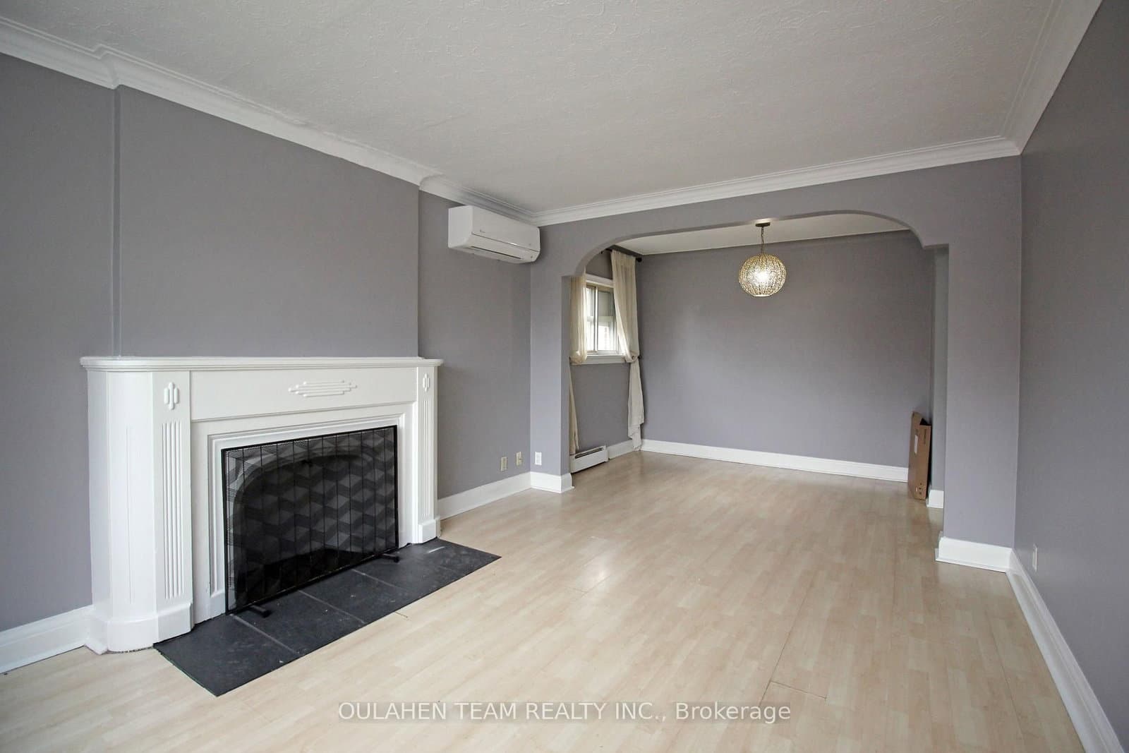38 Finch Avenue W thumbnail 3