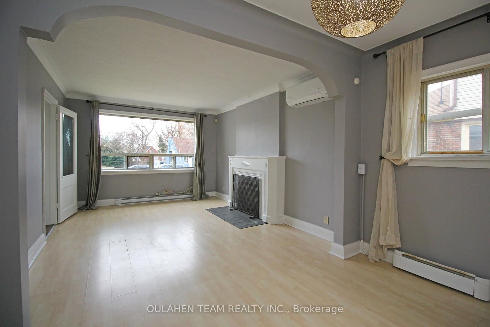 38 Finch Avenue W thumbnail 5