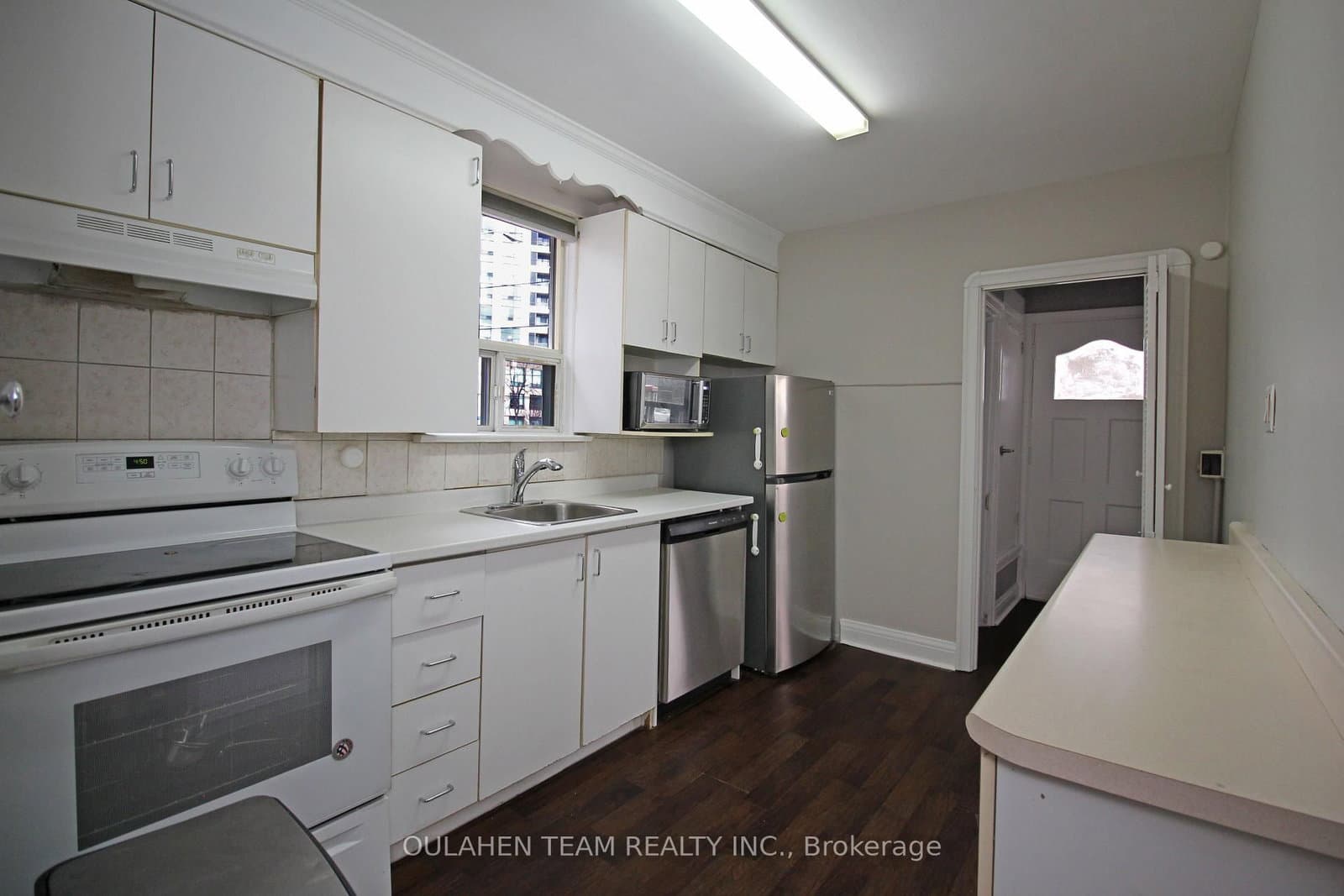 38 Finch Avenue W thumbnail 7
