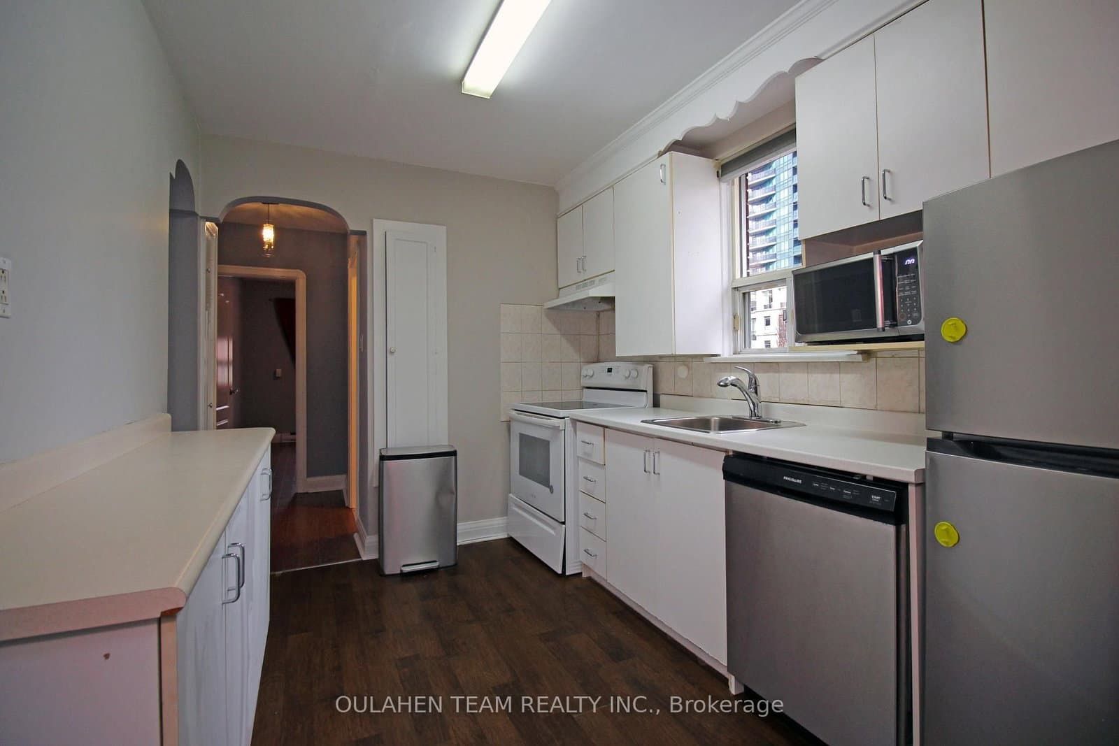 38 Finch Avenue W thumbnail 8