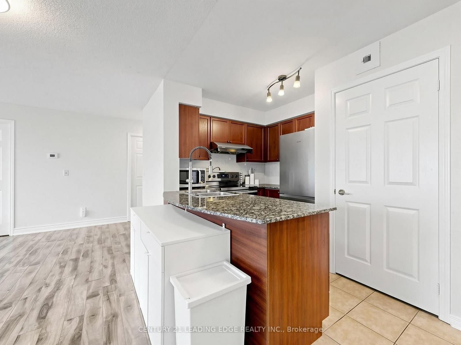 5500 Yonge Street, Unit 1610 thumbnail 17