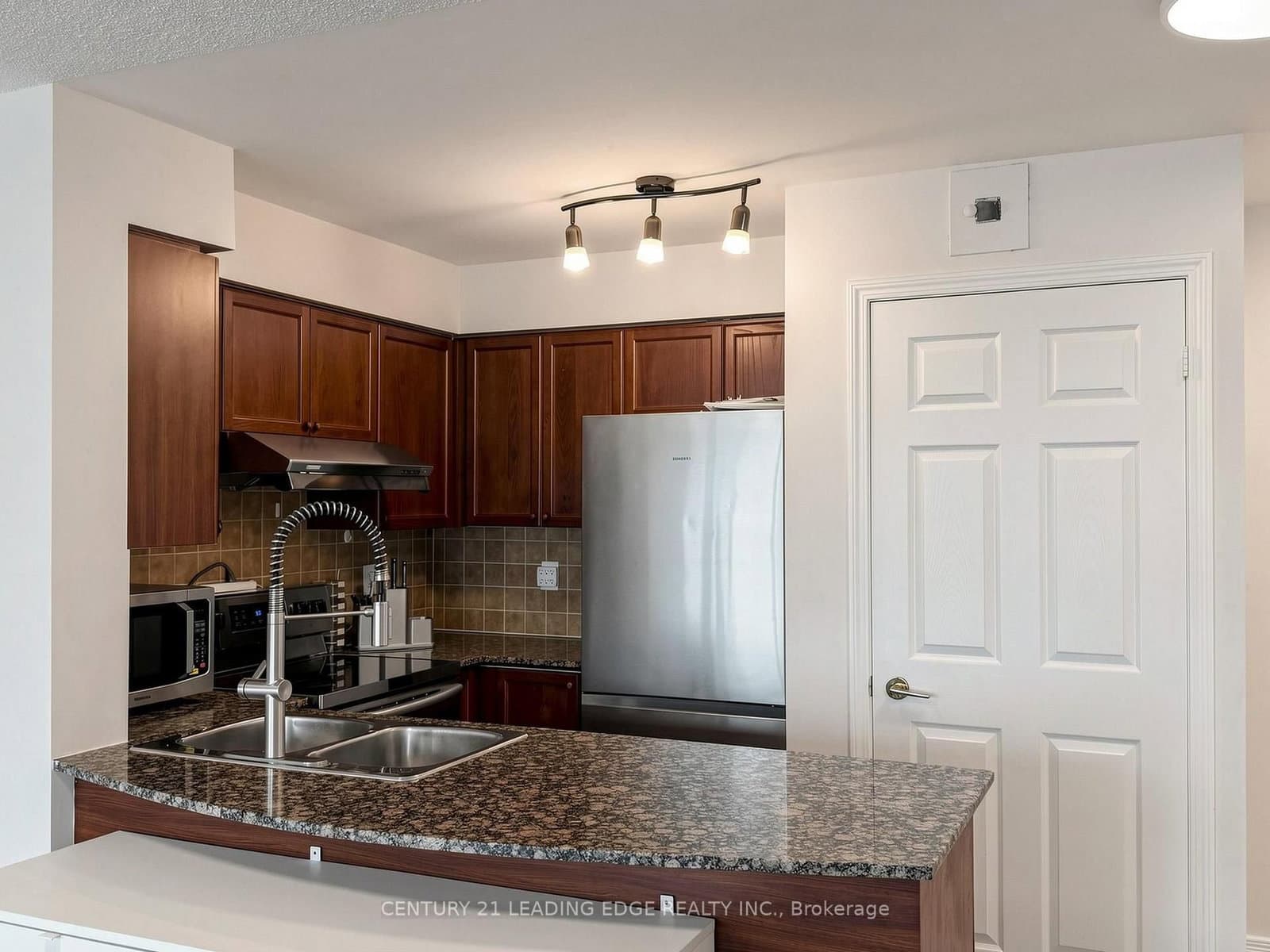 5500 Yonge Street, Unit 1610 thumbnail 20