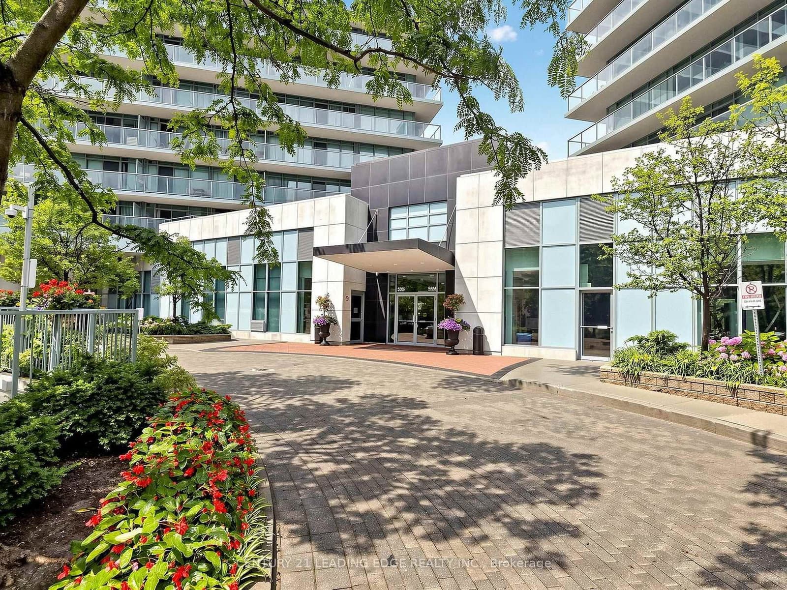 5500 Yonge Street, Unit 1610 thumbnail 3