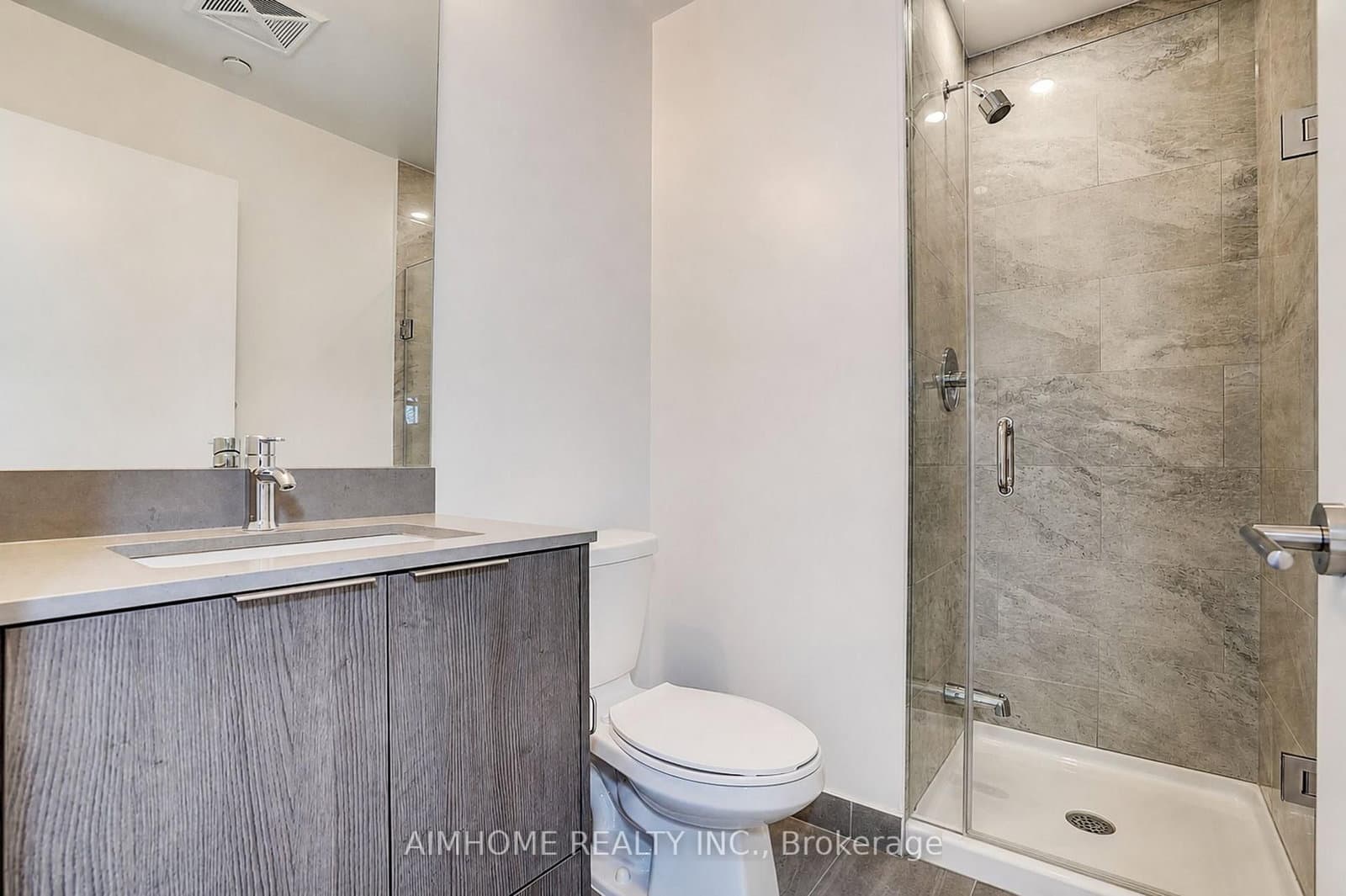 32 Forest Manor Road, Unit 2105 thumbnail 11