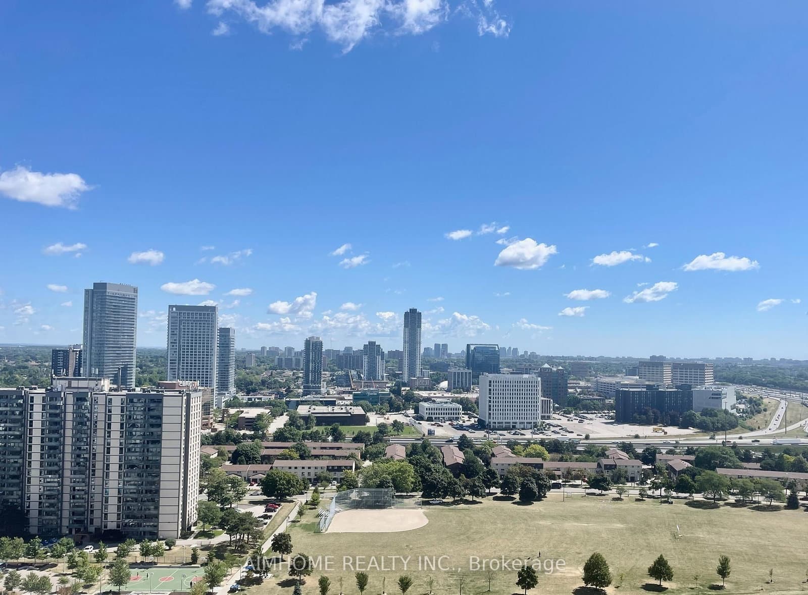 32 Forest Manor Road, Unit 2105 thumbnail 12