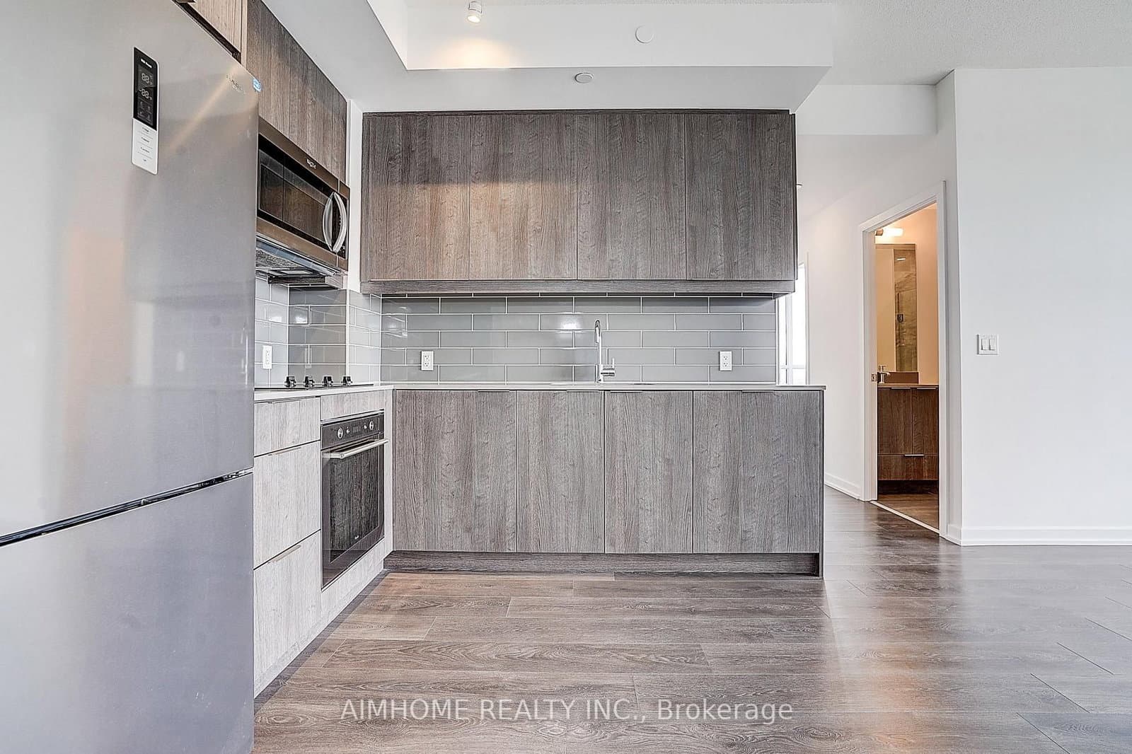 32 Forest Manor Road, Unit 2105 thumbnail 6