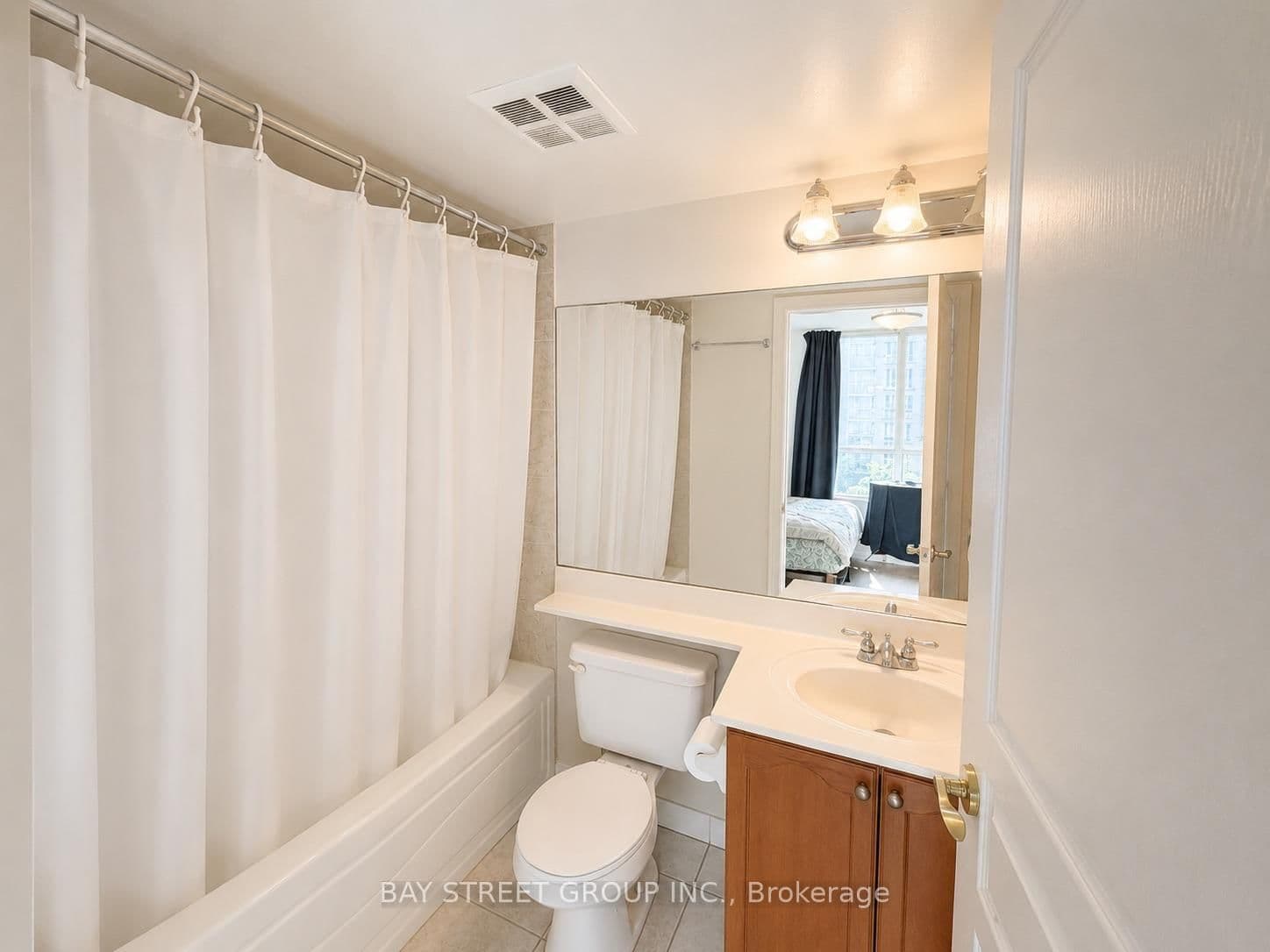 10 Northtown Way, Unit 505 thumbnail 19