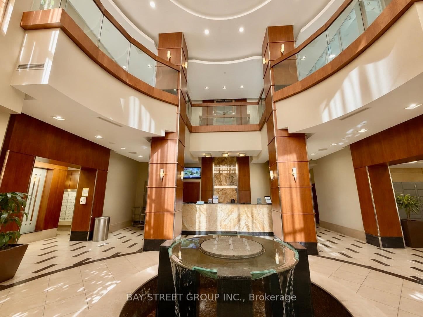 10 Northtown Way, Unit 505 thumbnail 2