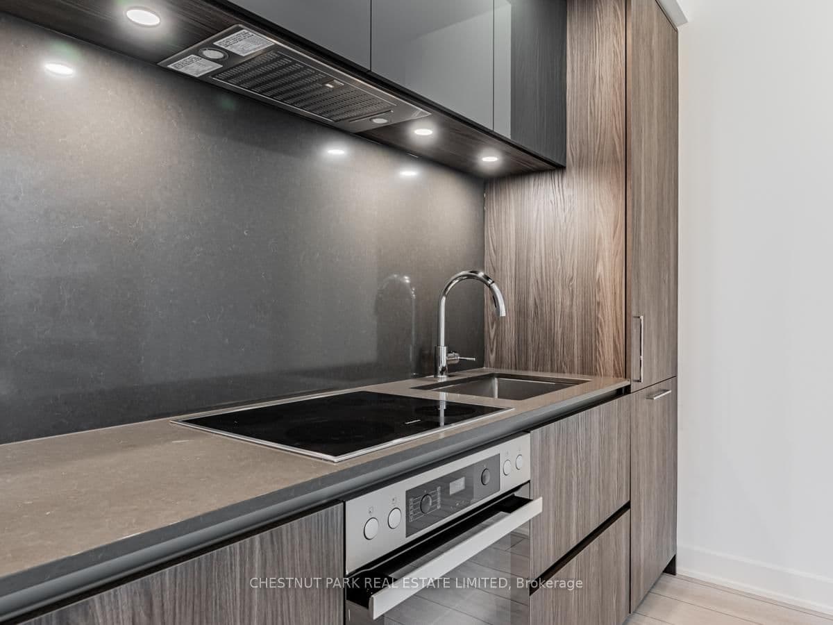 35 Mercer Street, Unit 2513 thumbnail 5