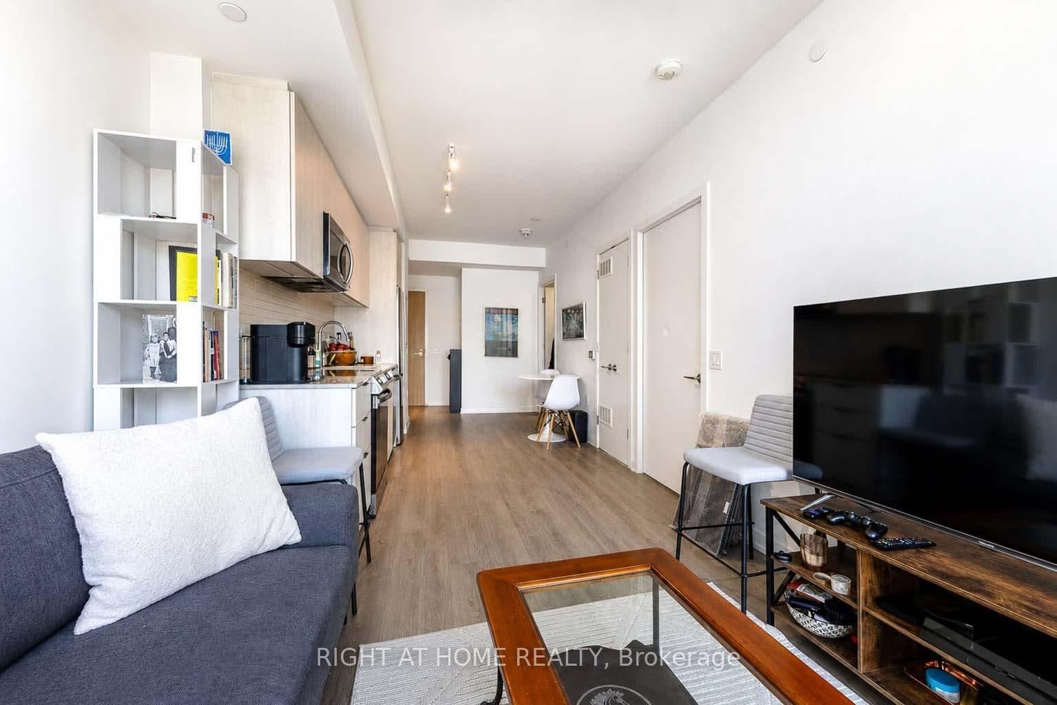 50 Power Street, Unit 914 thumbnail 10