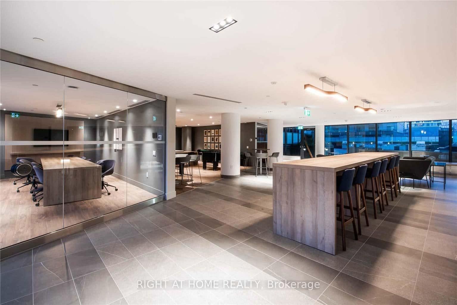 50 Power Street, Unit 914 thumbnail 32