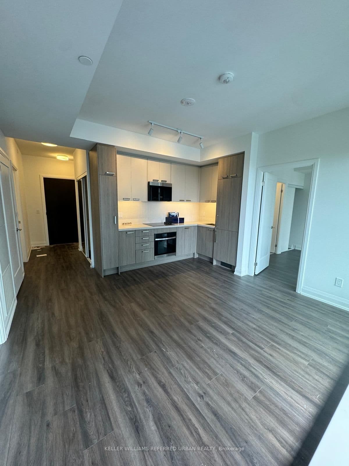 20 Soudan Avenue, Unit 2204