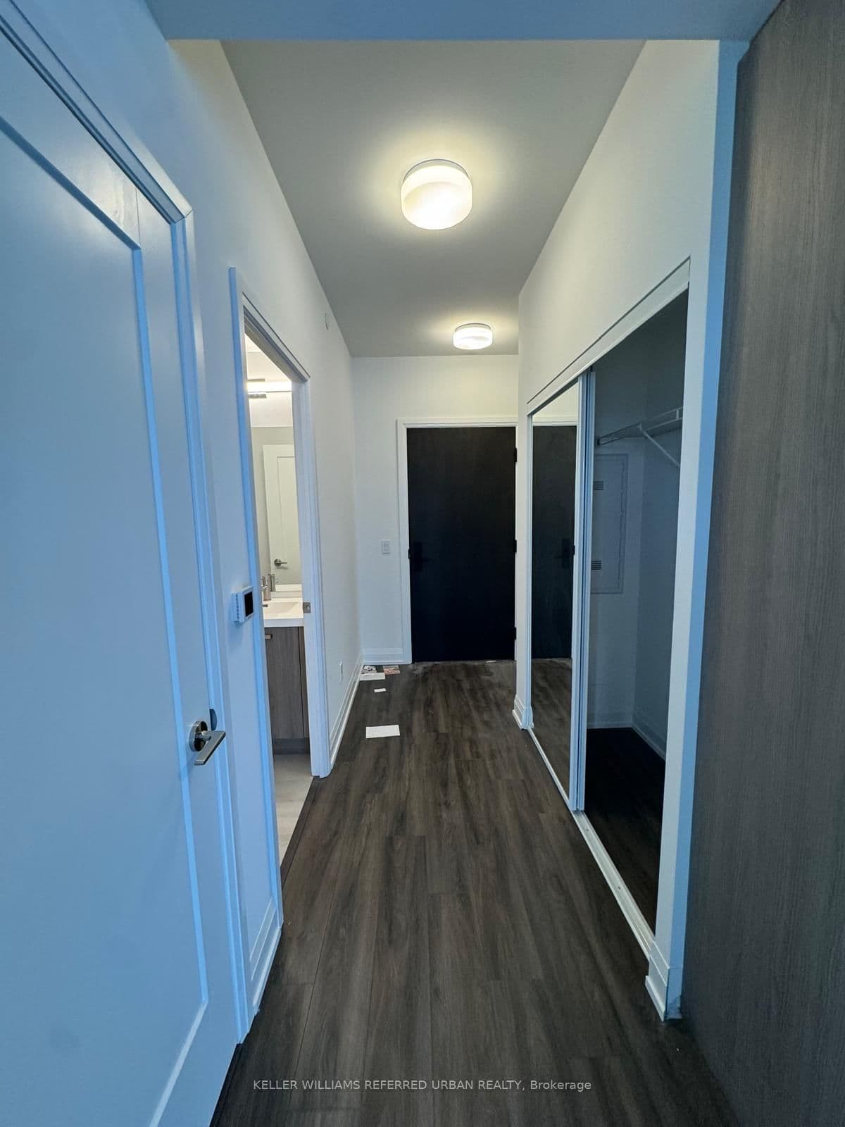 20 Soudan Avenue, Unit 2204 thumbnail 2