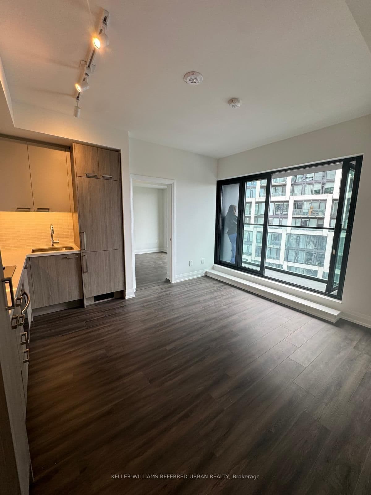 20 Soudan Avenue, Unit 2204 thumbnail 5
