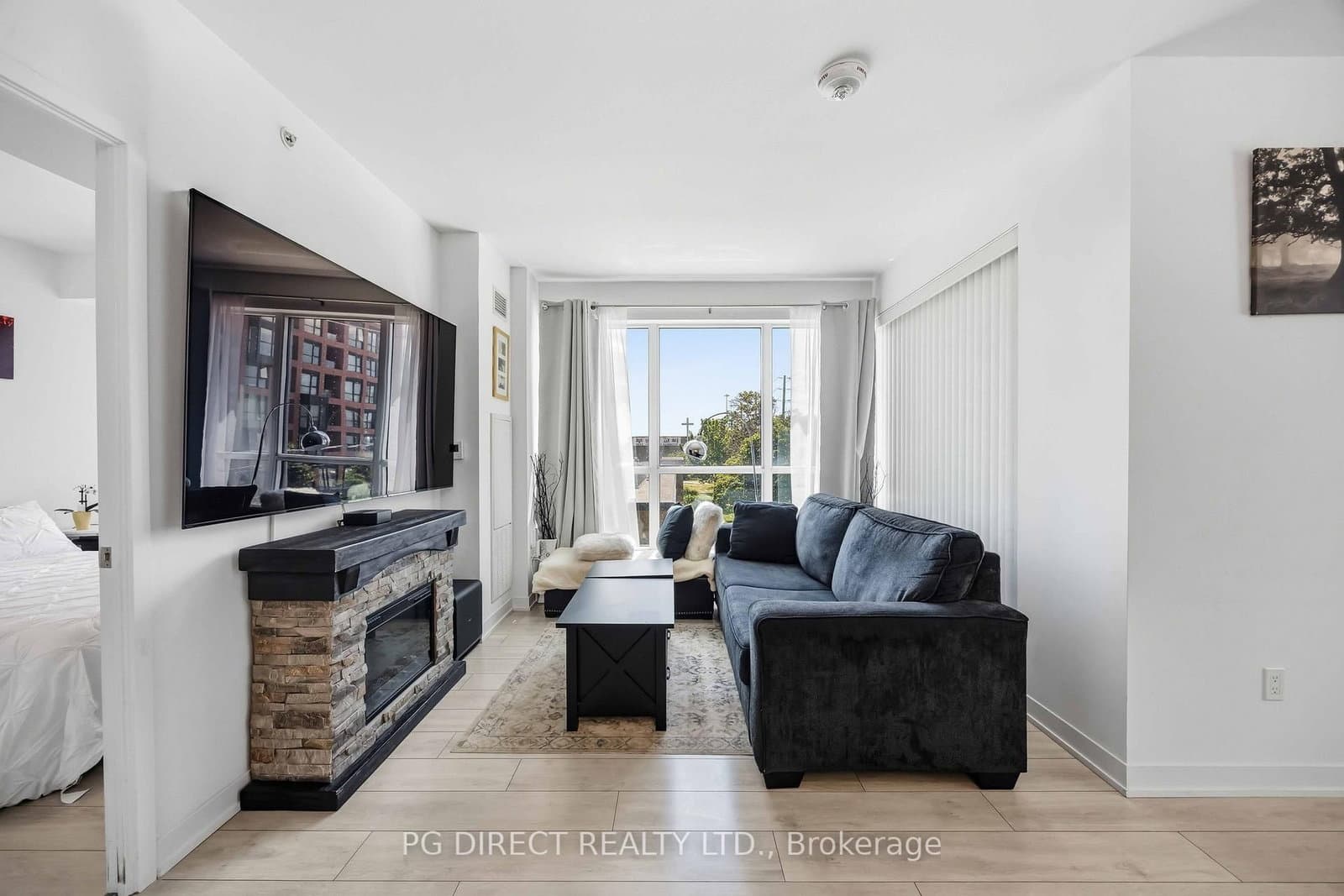 31 Tippett Road, Unit 363 thumbnail 10