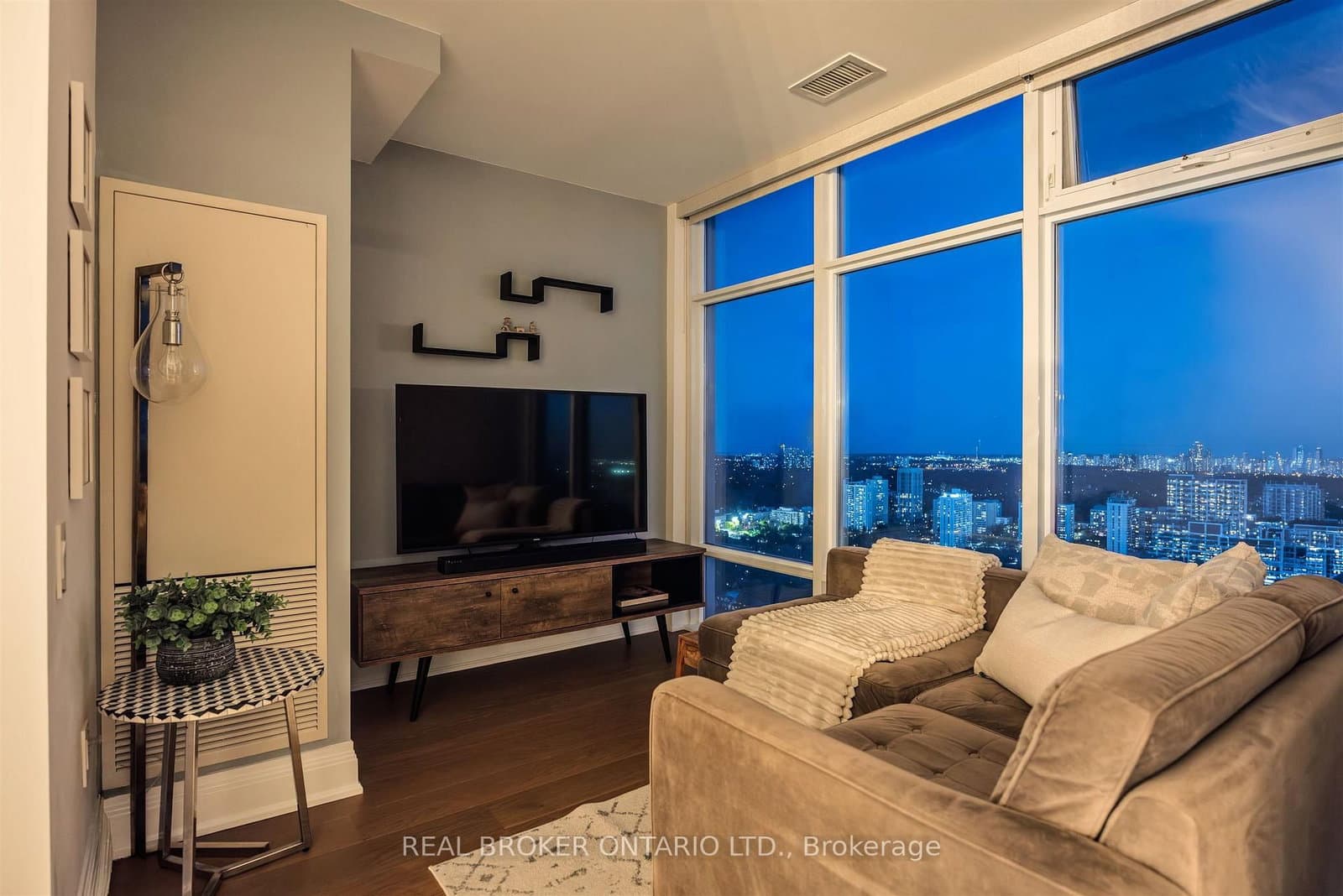 2191 Yonge Street, Unit 4603 thumbnail 2