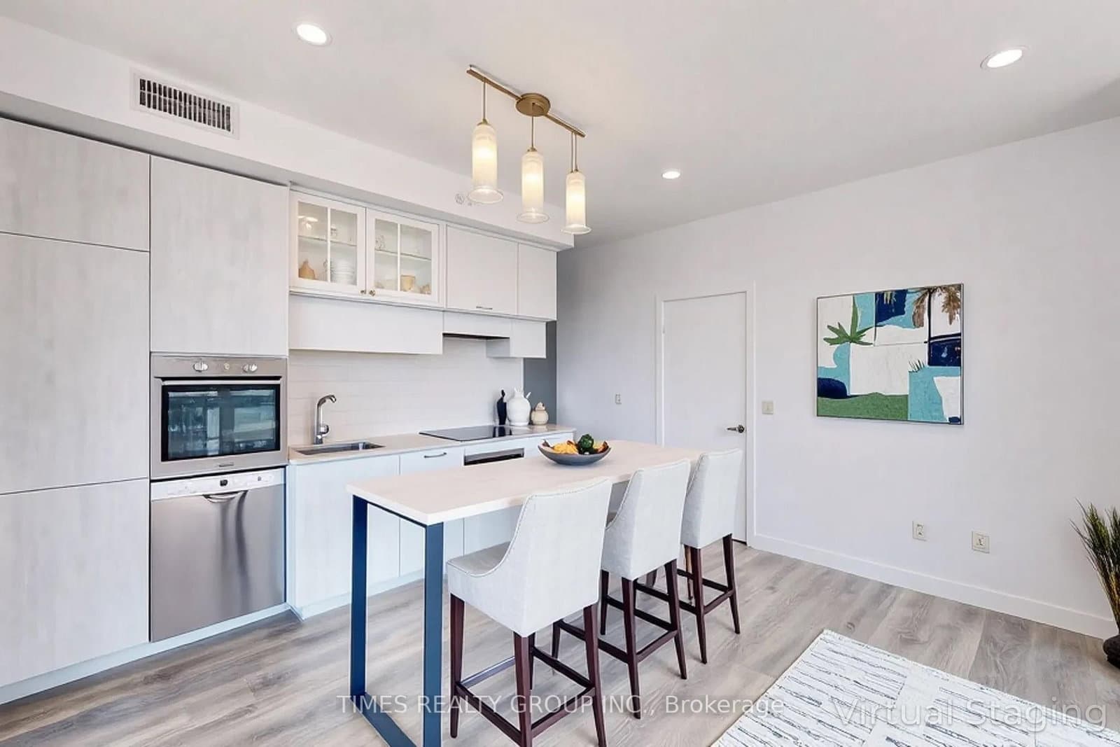 8 Eglinton Avenue E, Unit 1102 thumbnail 2