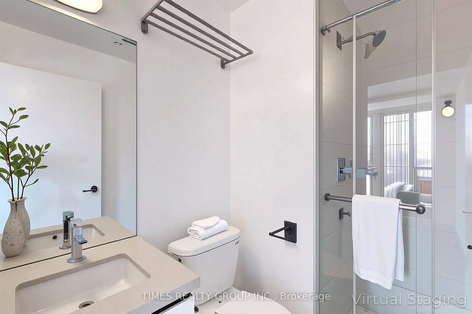 8 Eglinton Avenue E, Unit 1102 thumbnail 4