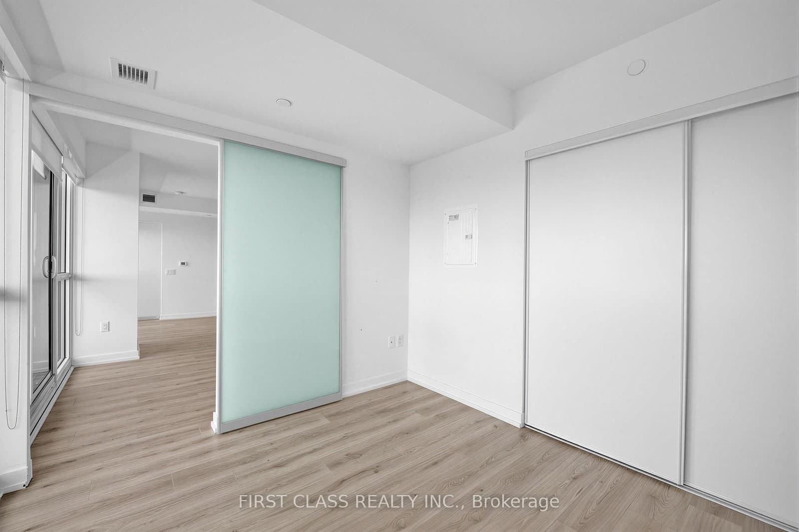 395 Bloor Street E, Unit 4203 thumbnail 14