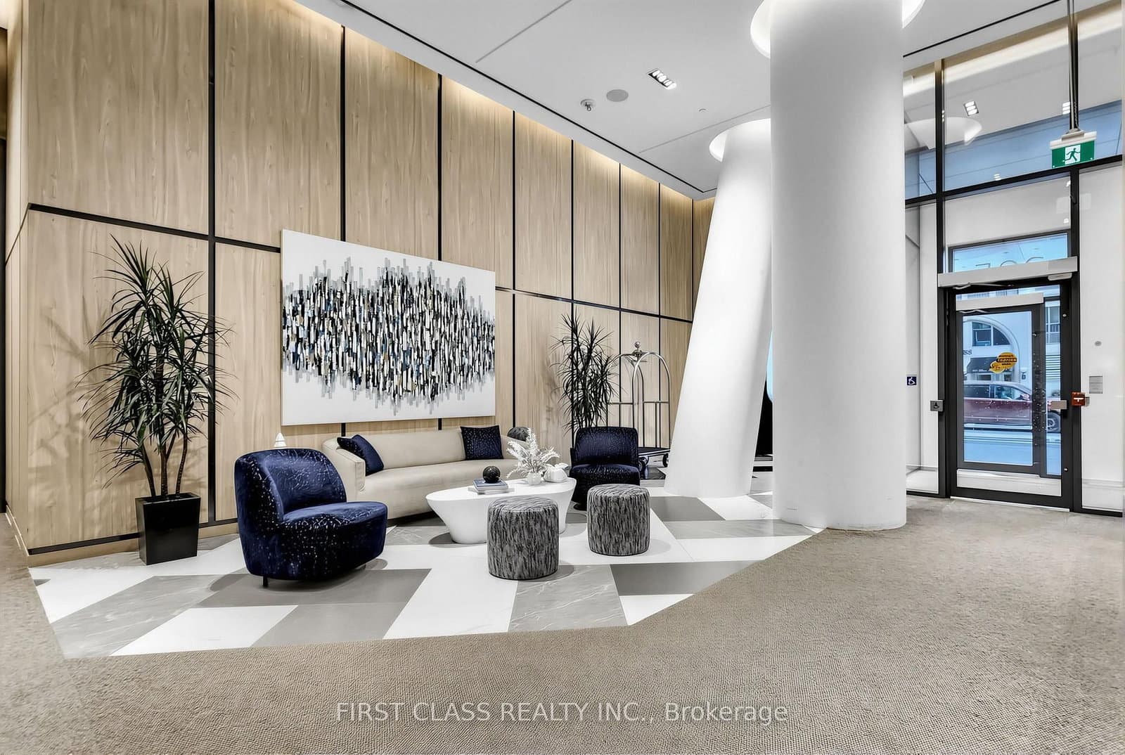 395 Bloor Street E, Unit 4203 thumbnail 2