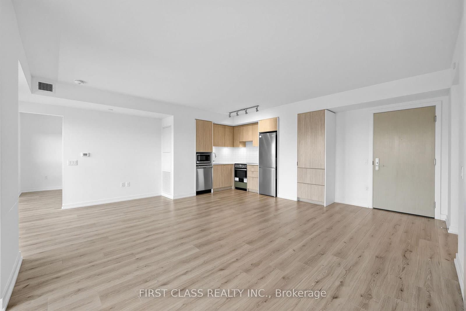 395 Bloor Street E, Unit 4203 thumbnail 5