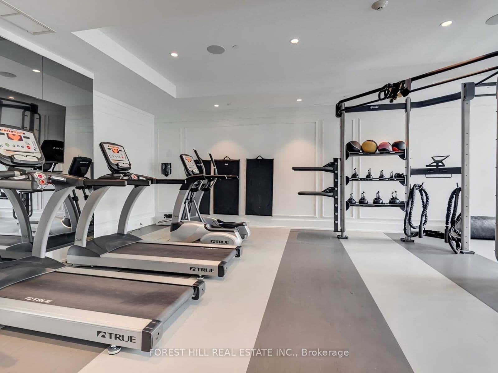6 Parkwood Avenue, Unit 313 thumbnail 15