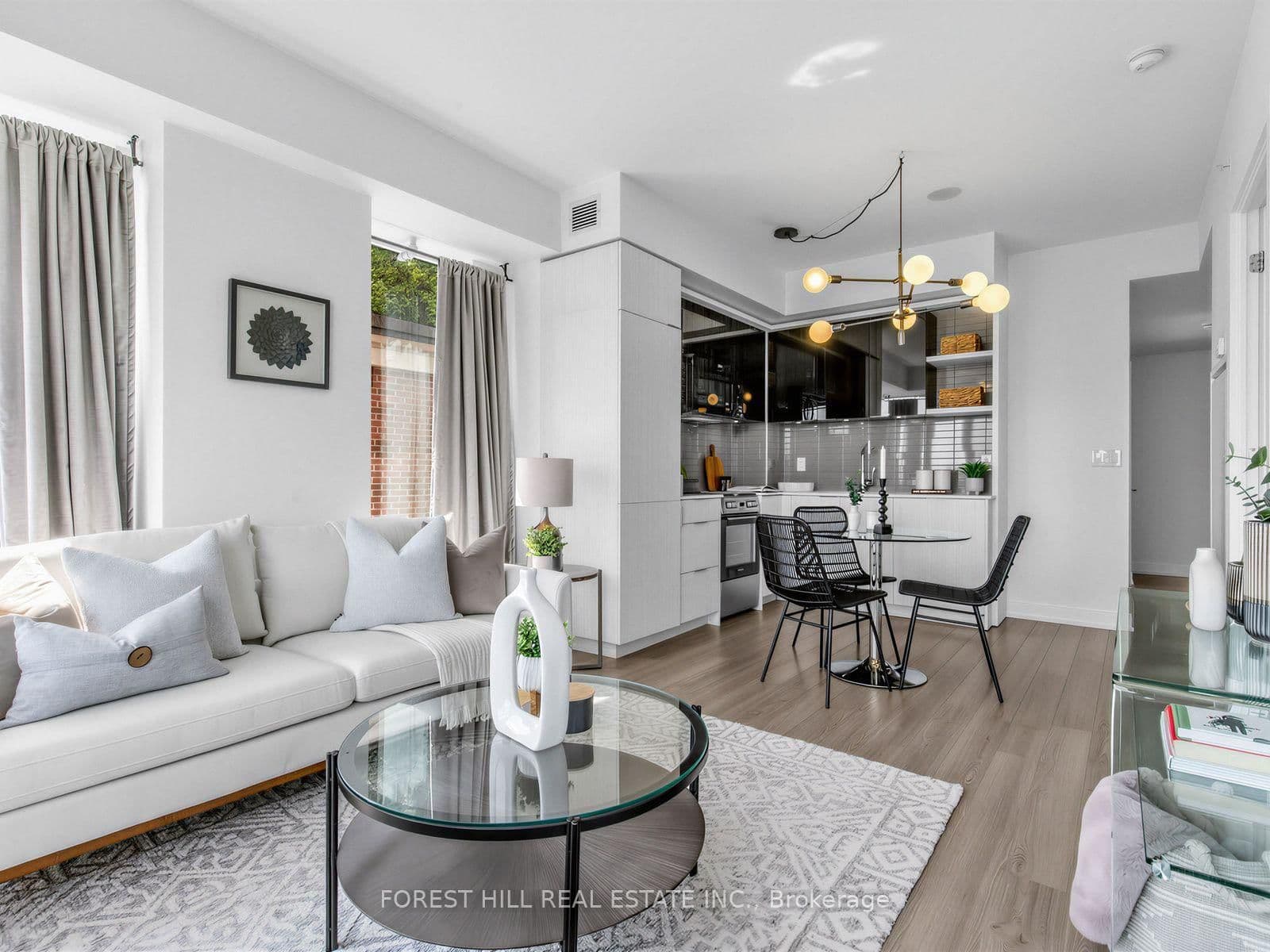 6 Parkwood Avenue, Unit 313 thumbnail 3