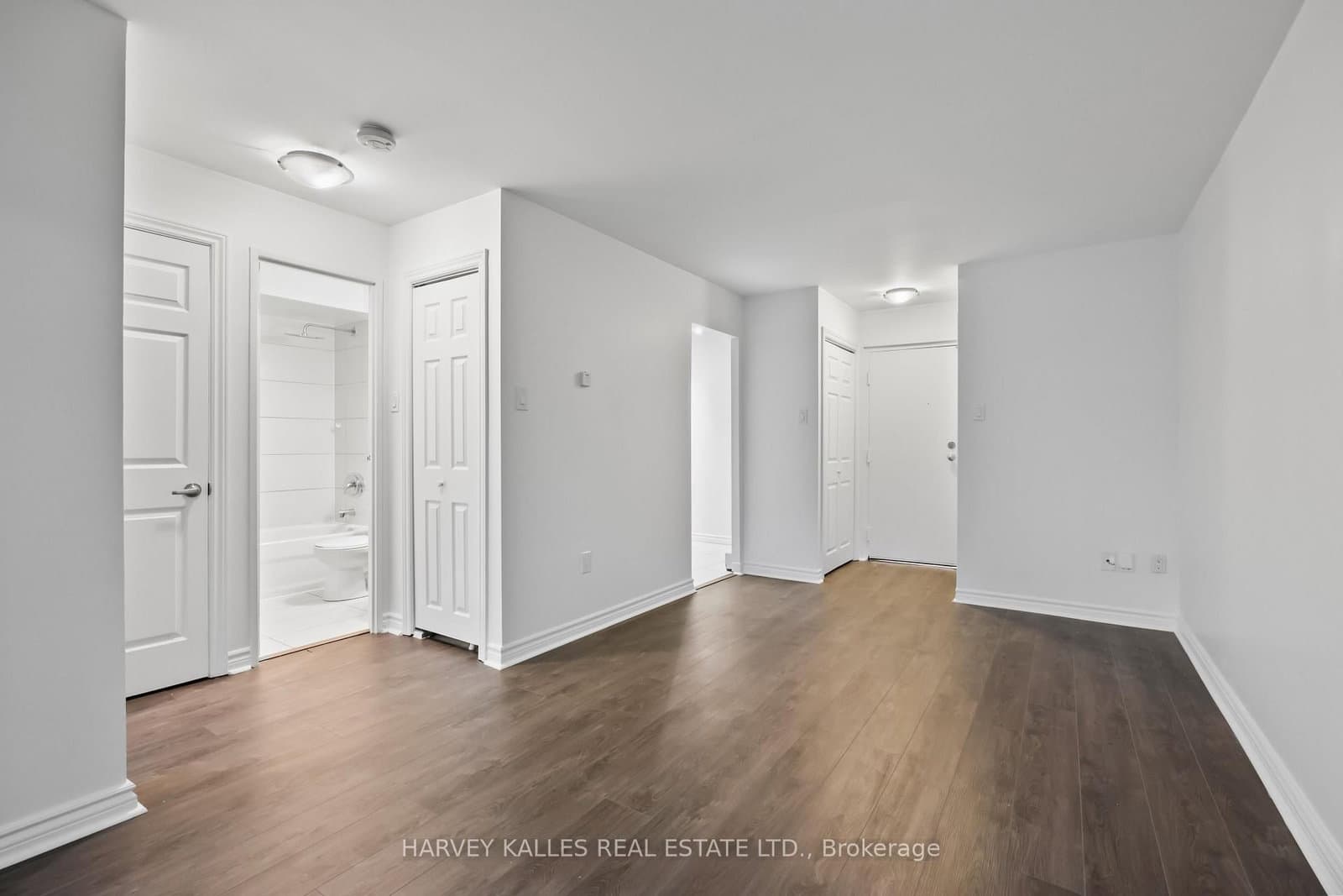 353 Queen Street, Unit 10 thumbnail 13