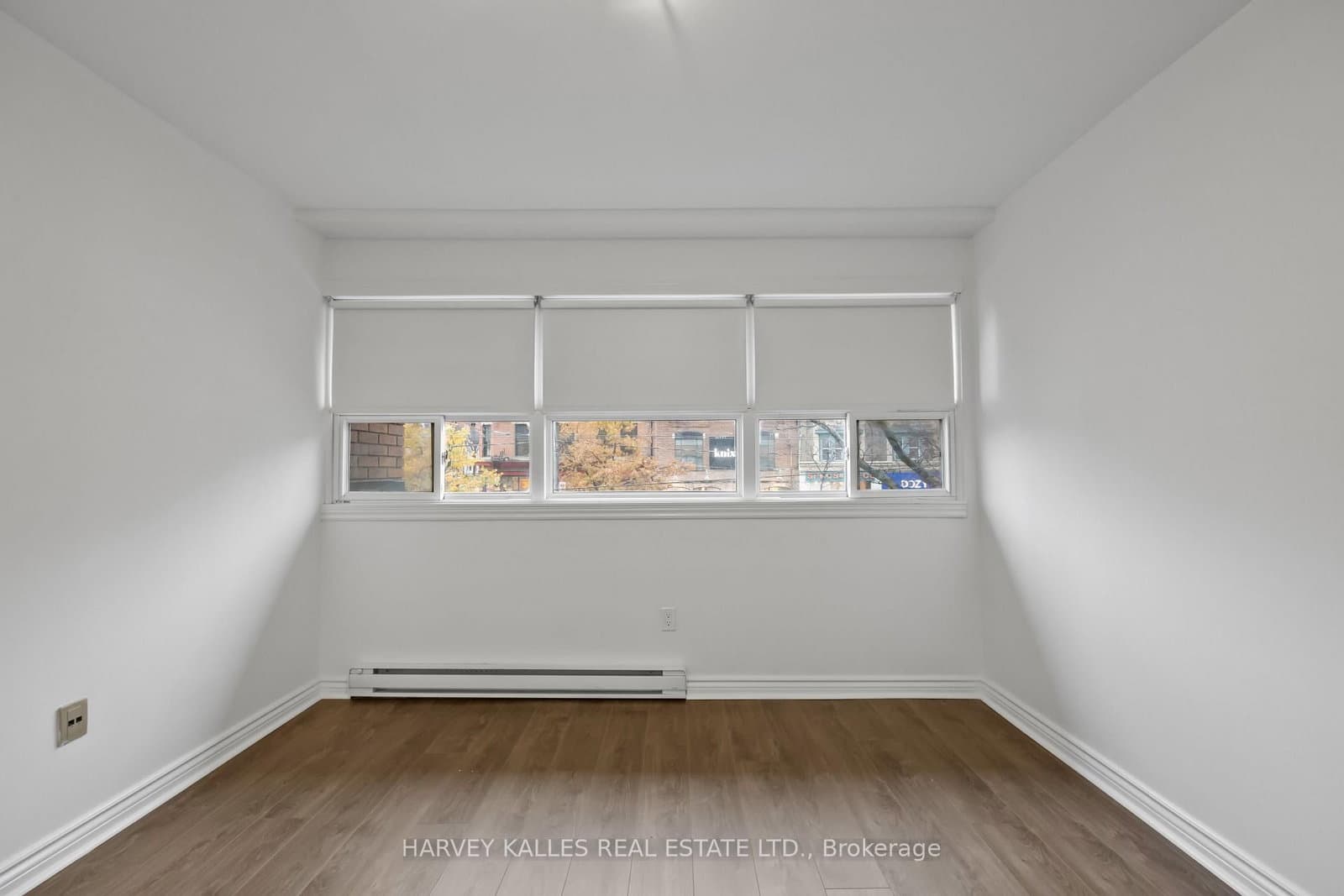 353 Queen Street, Unit 10 thumbnail 16