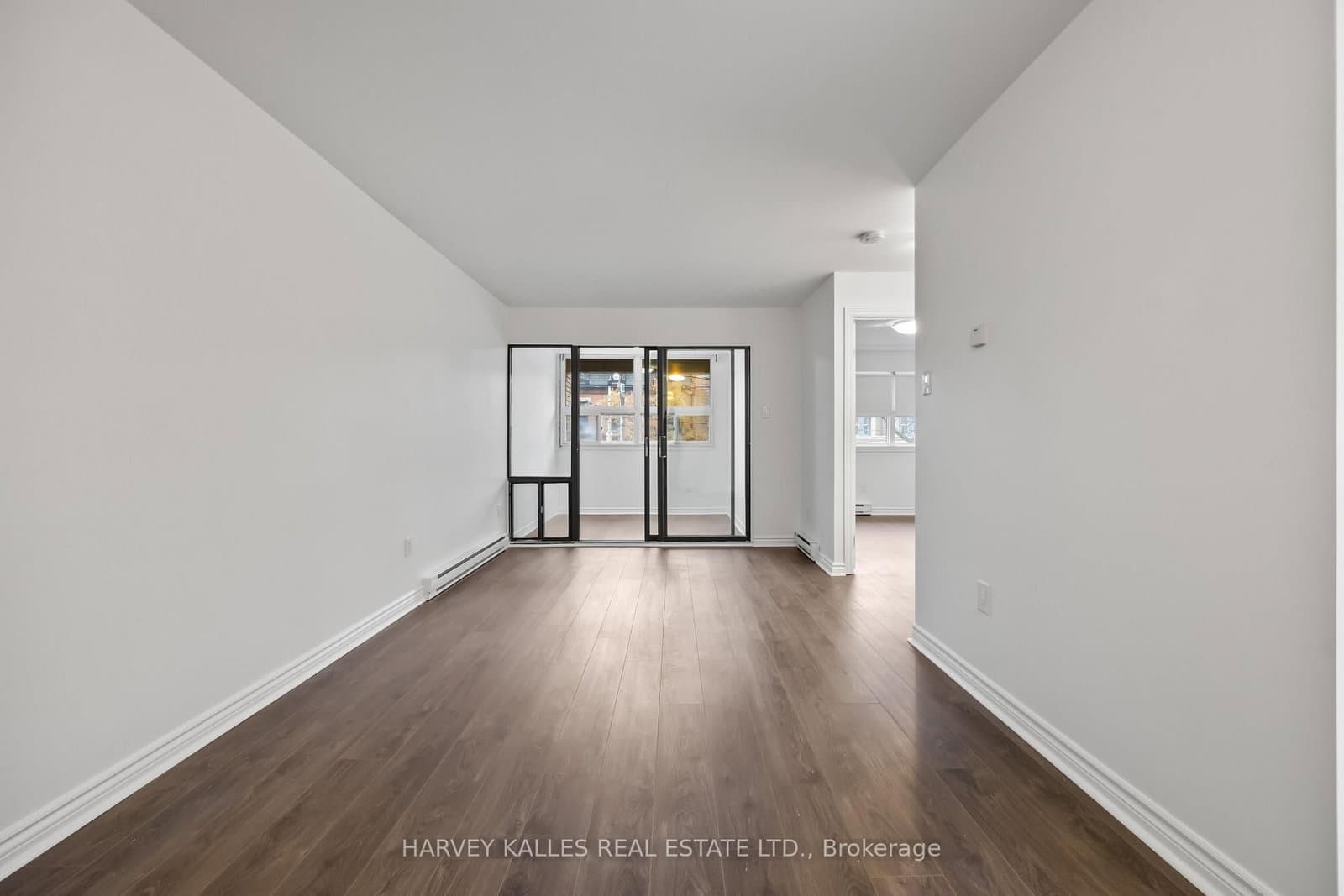 353 Queen Street, Unit 10 thumbnail 4