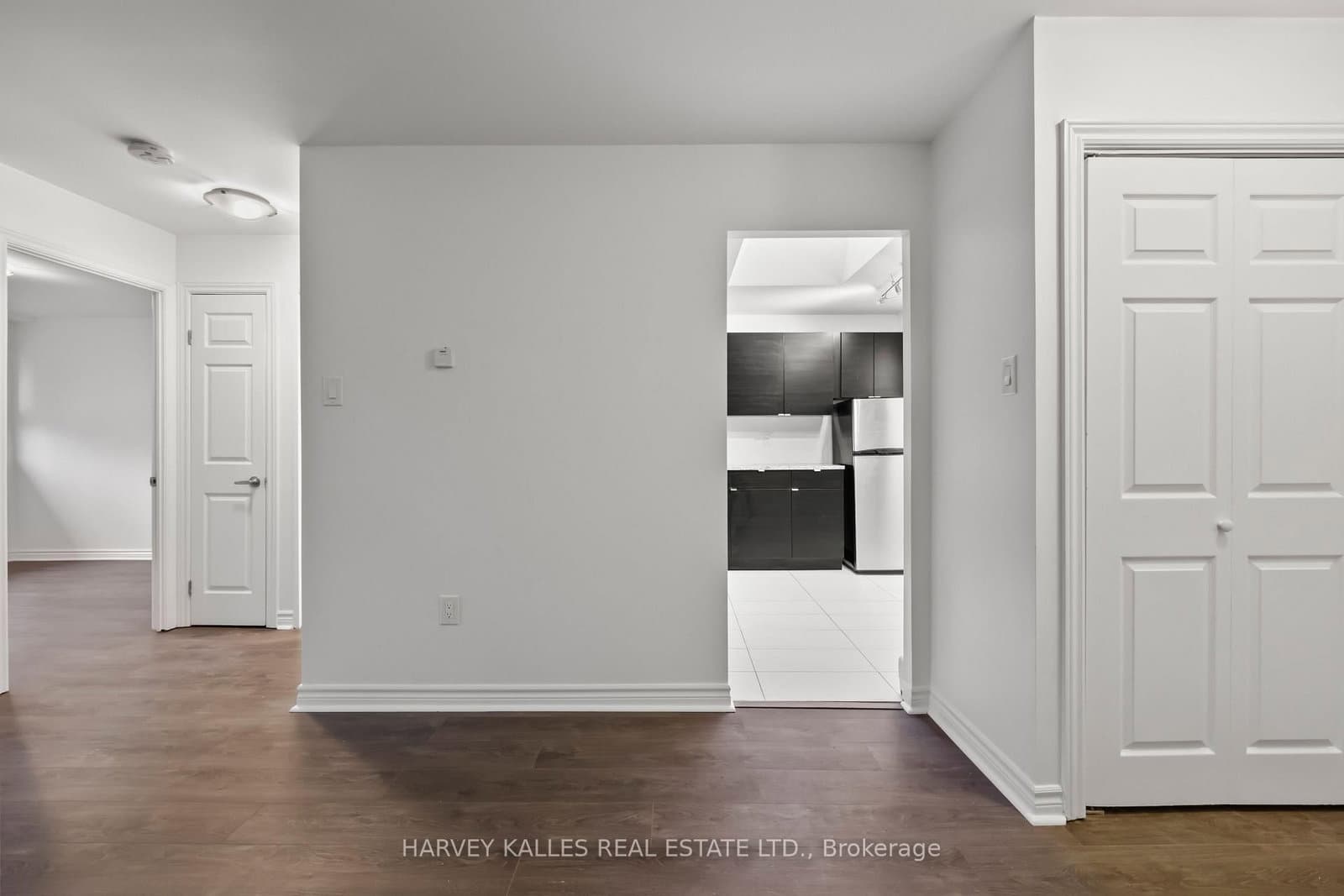 353 Queen Street, Unit 10 thumbnail 6