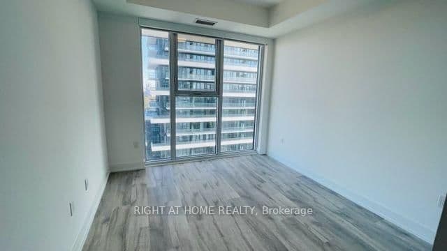 20 Inn On The Park Drive, Unit 1531 thumbnail 11