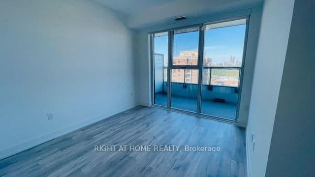 20 Inn On The Park Drive, Unit 1531 thumbnail 13