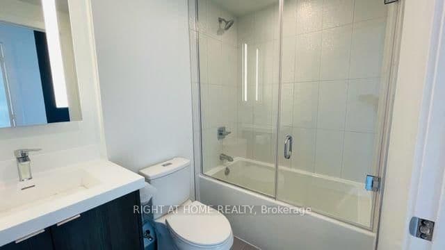 20 Inn On The Park Drive, Unit 1531 thumbnail 15