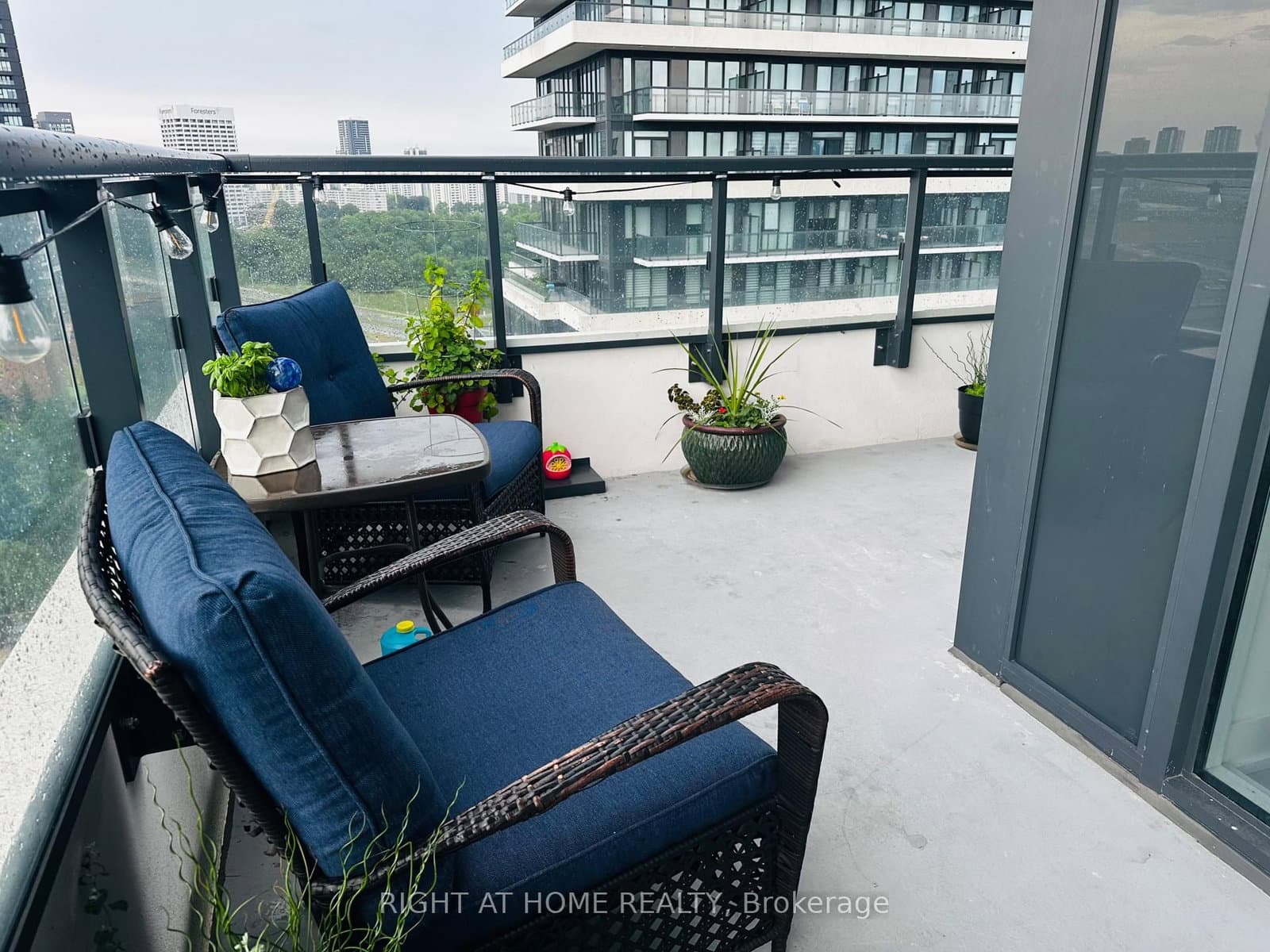 20 Inn On The Park Drive, Unit 1531 thumbnail 22