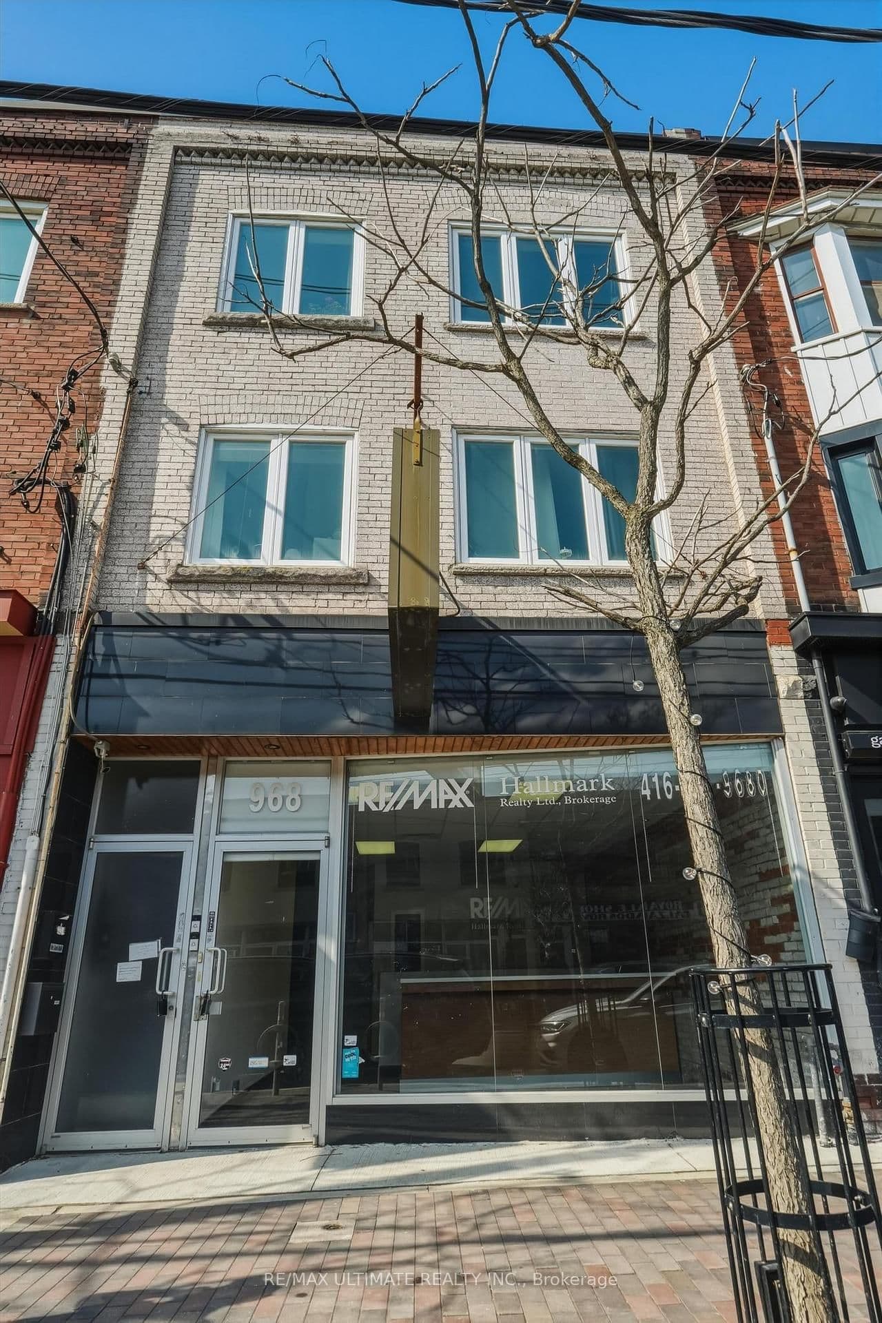 968 College Street thumbnail 22