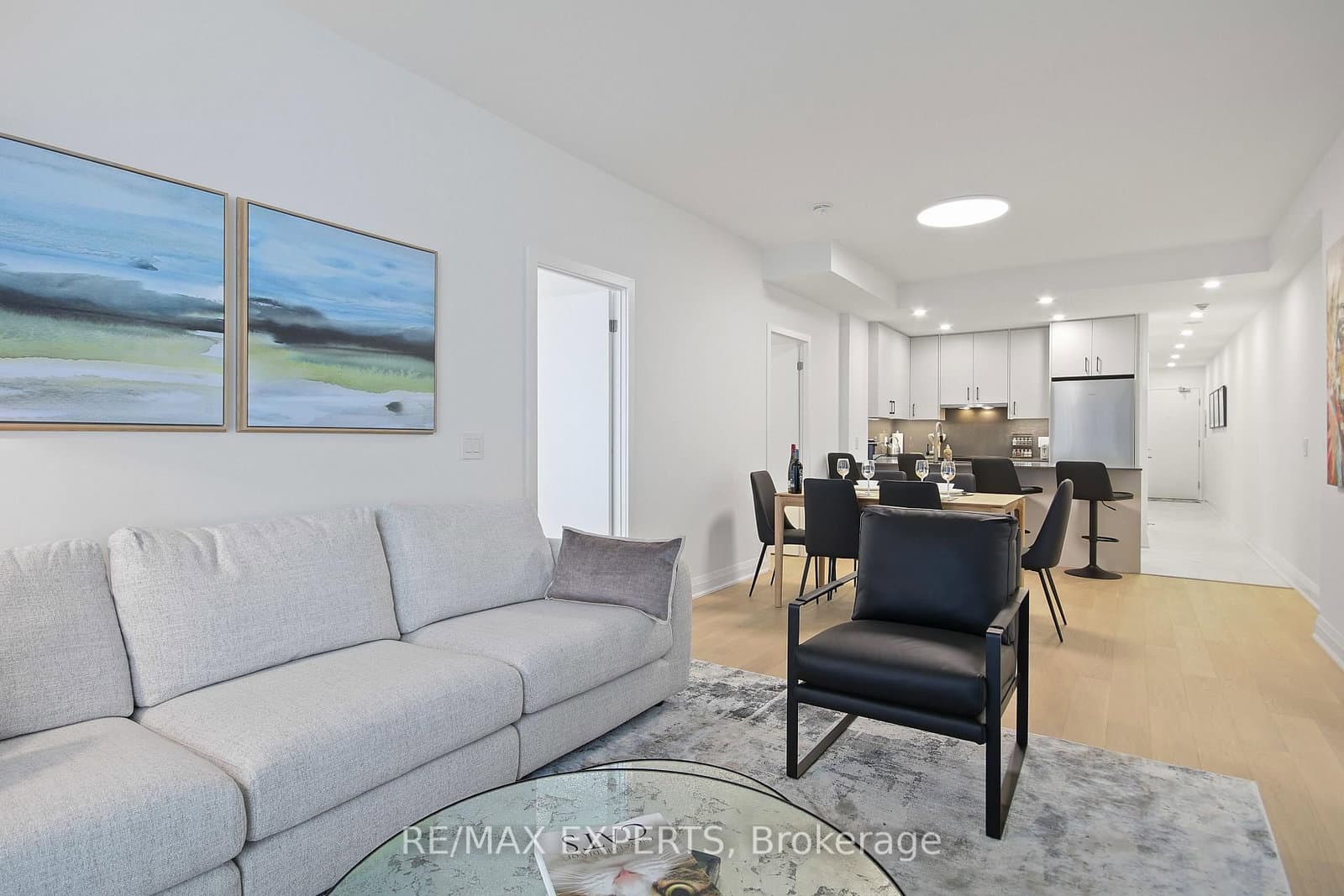 208 Queens Quay W, Unit 2011 thumbnail 14