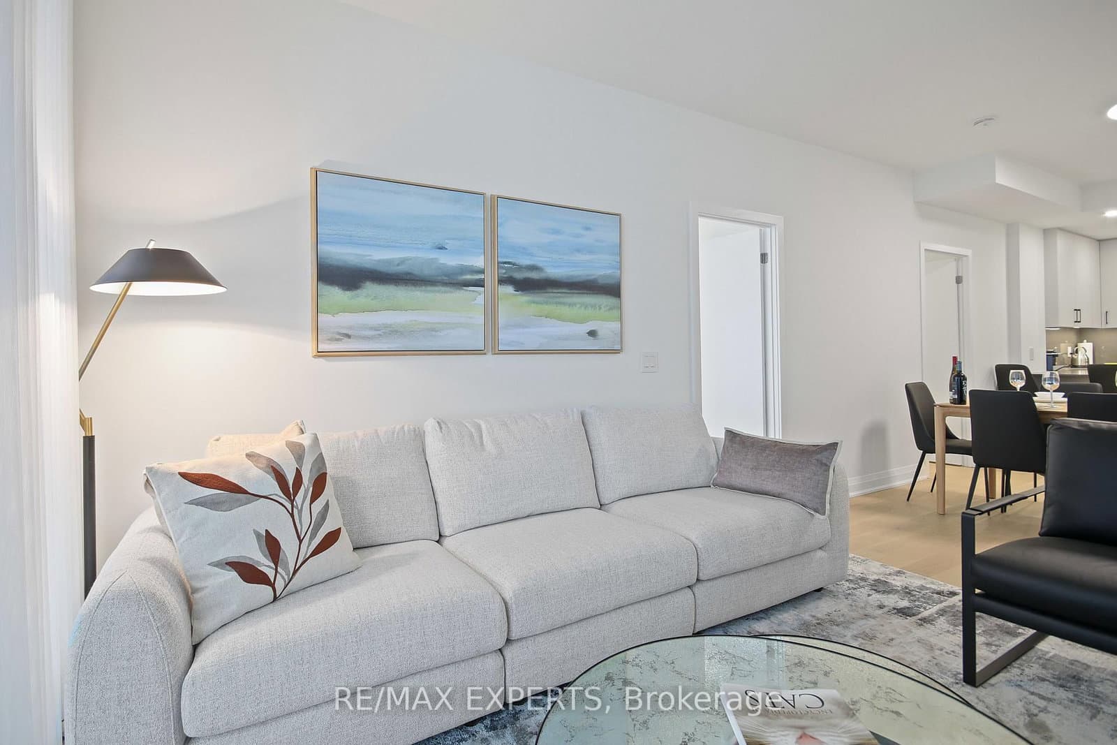 208 Queens Quay W, Unit 2011 thumbnail 15