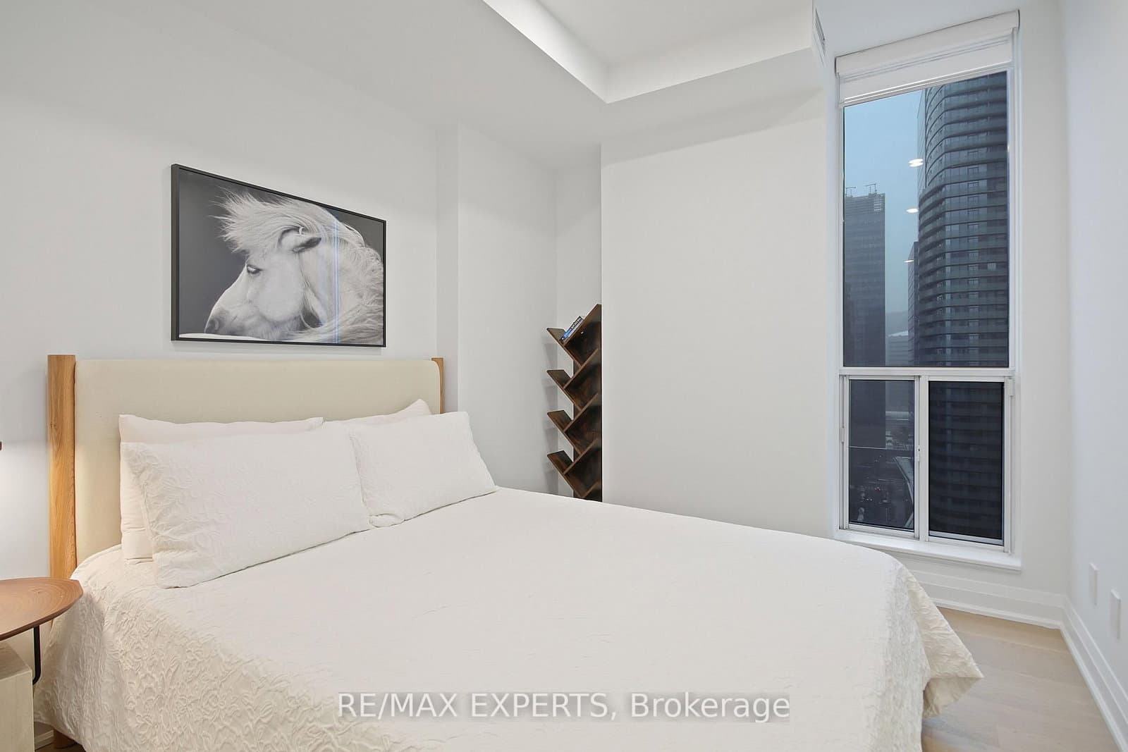 208 Queens Quay W, Unit 2011 thumbnail 27
