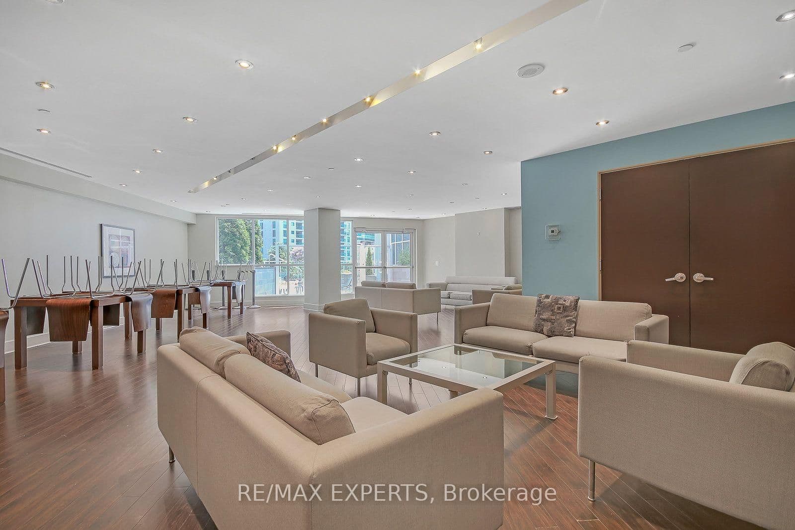 208 Queens Quay W, Unit 2011 thumbnail 41