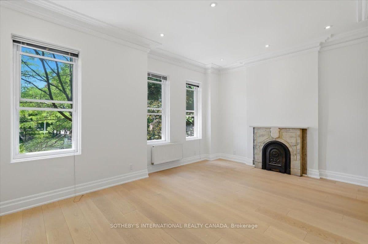 33 Rose Avenue thumbnail 19