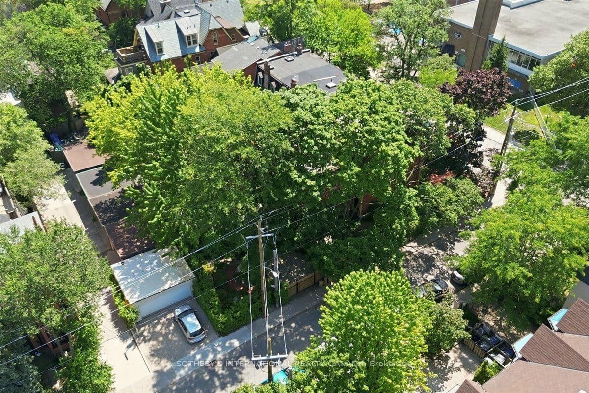 33 Rose Avenue thumbnail 43
