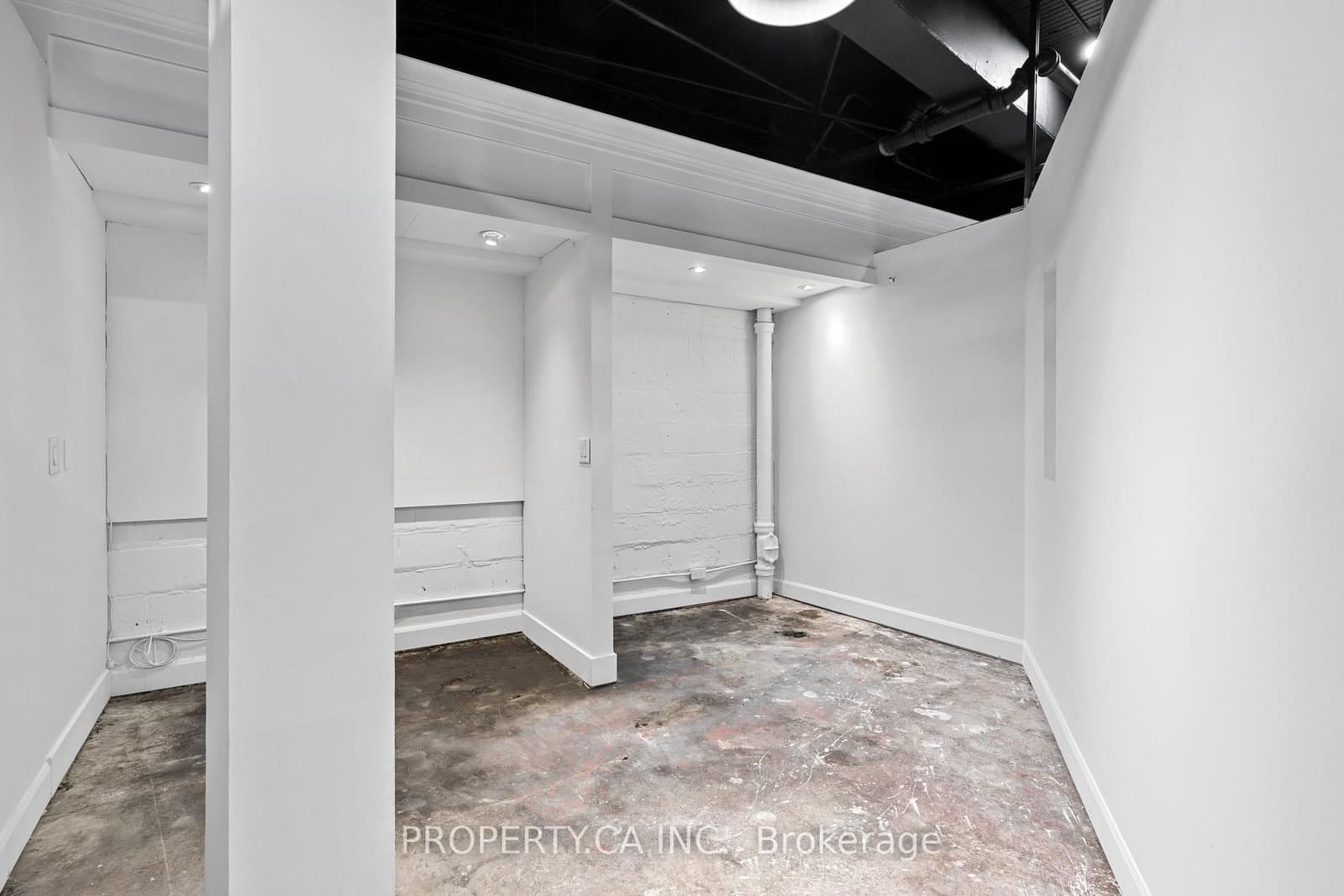 326 Davenport Road, Unit 101 thumbnail 11