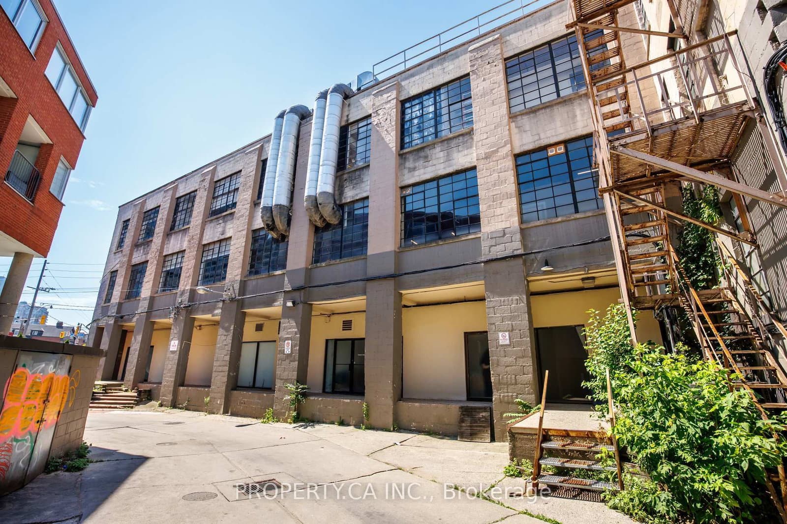 326 Davenport Road, Unit 101 thumbnail 15