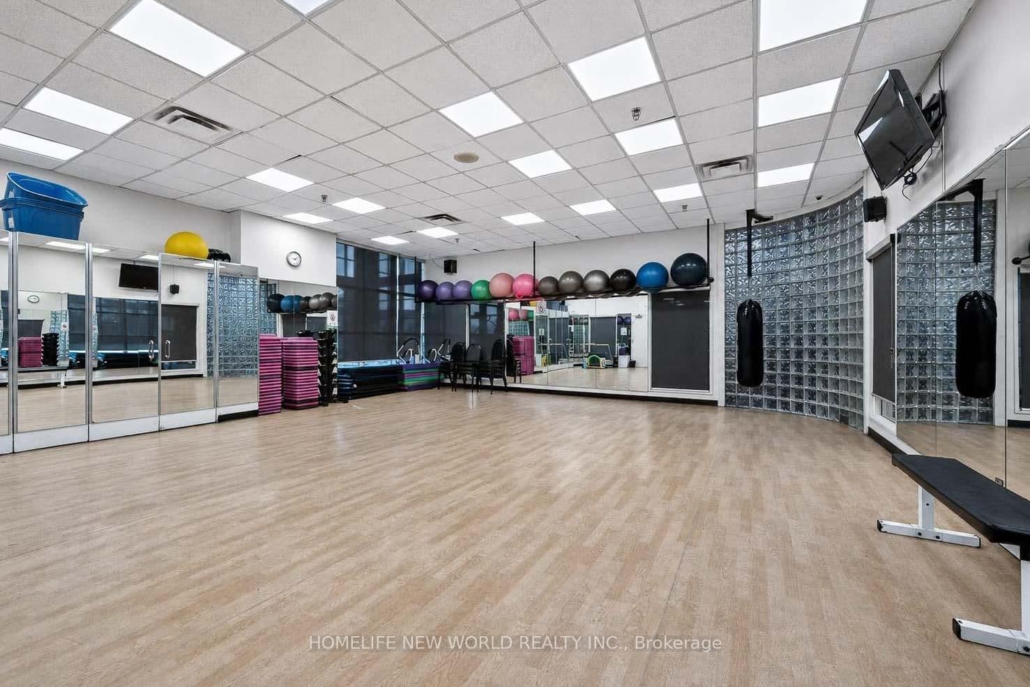 77 Harbour Square, Unit 1602 thumbnail 29