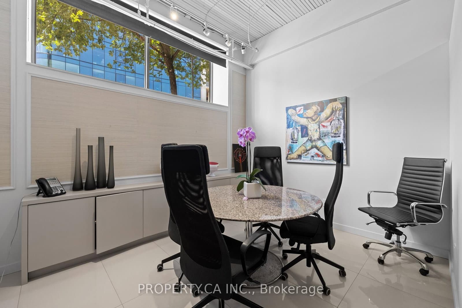 320 Davenport Road, Unit Unit 105 thumbnail 6