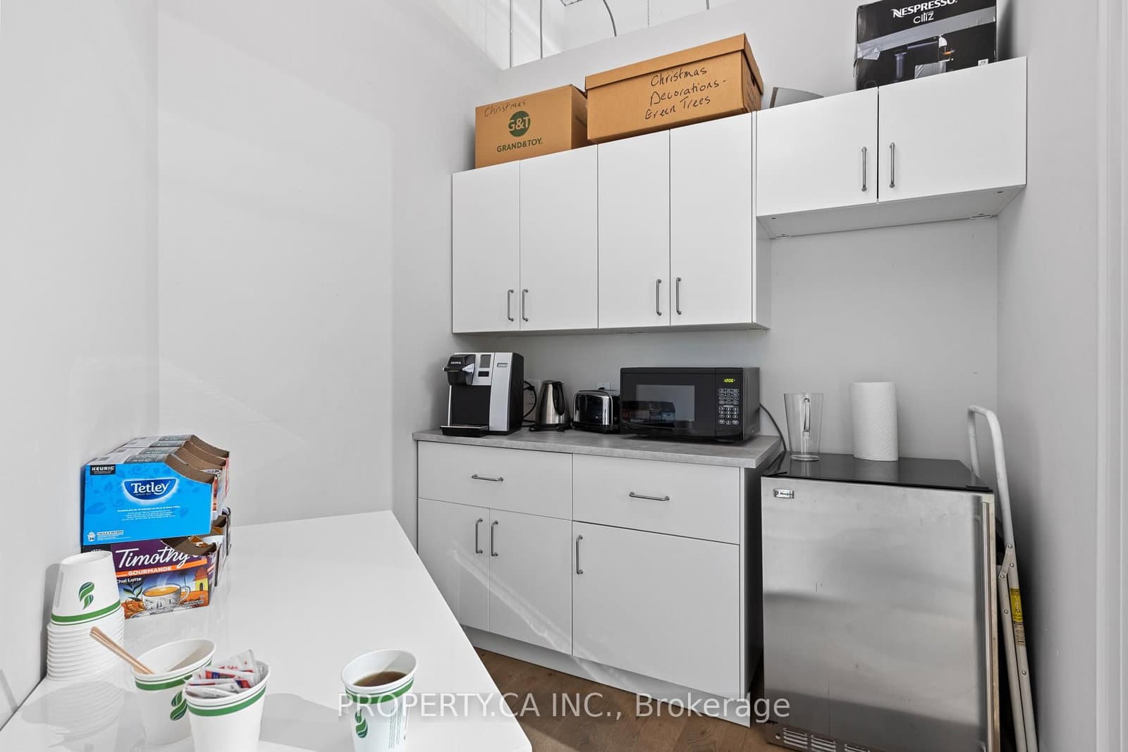 320 Davenport Road, Unit Unit 105 thumbnail 7